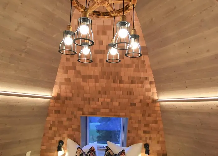 Apartmán Und Baumhaushotel 4*