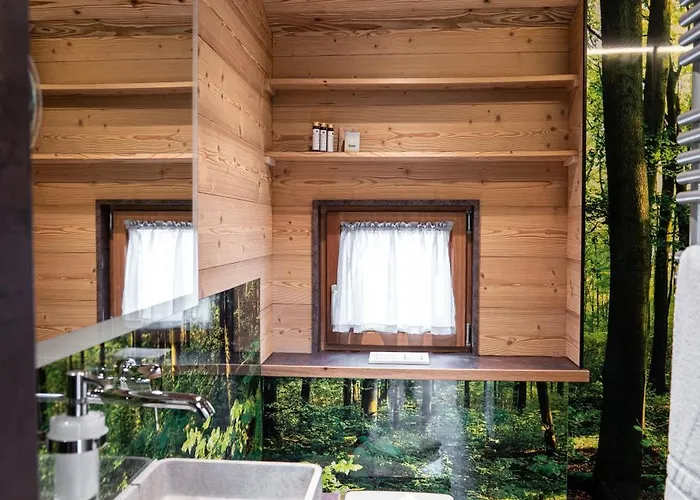 Apartmán Und Baumhaushotel 4*