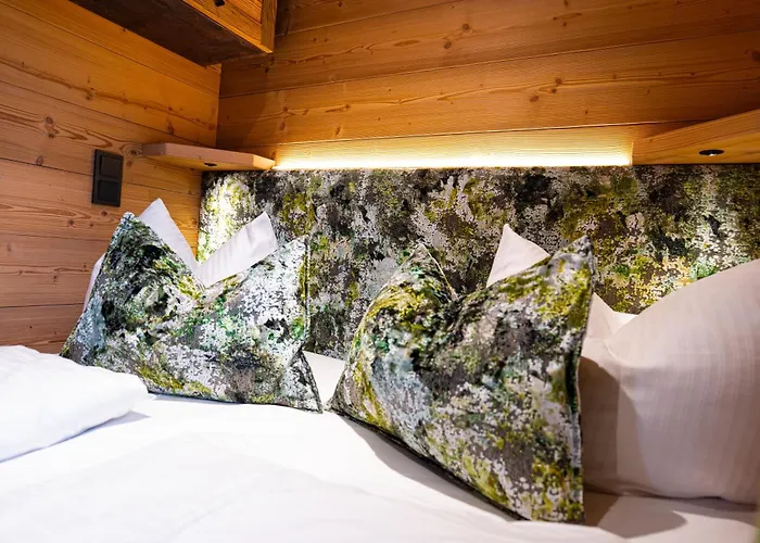 Und Baumhaushotel 4*
