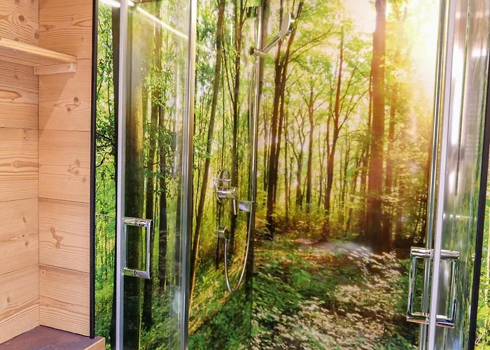 Apartmán Und Baumhaushotel 4*