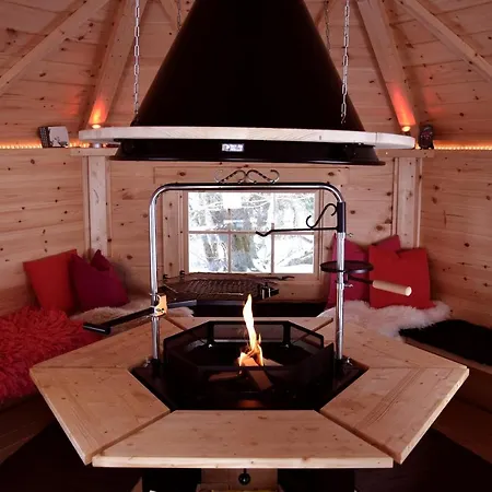 Und Baumhaushotel Appartement