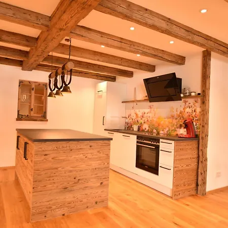 Und Baumhaushotel Appartement 4*